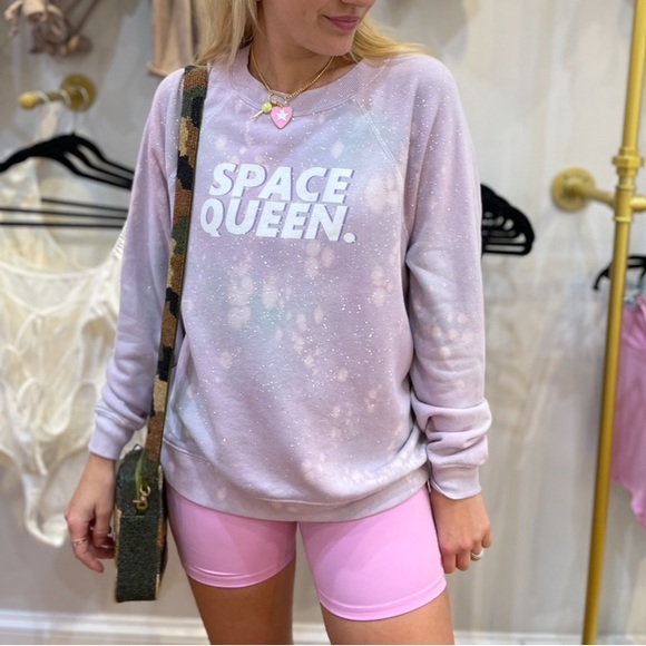 (A3) NWOT Wildfox Space queen, Sommers sweatshirt, lavender, Size Me - Picture 12 of 12